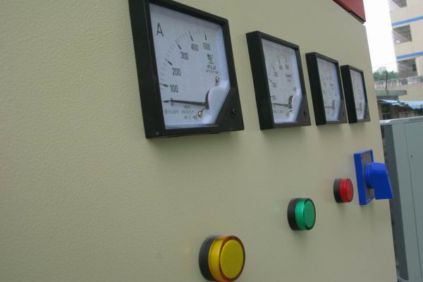 绵竹配电柜-3683讲讲配电柜注意事项